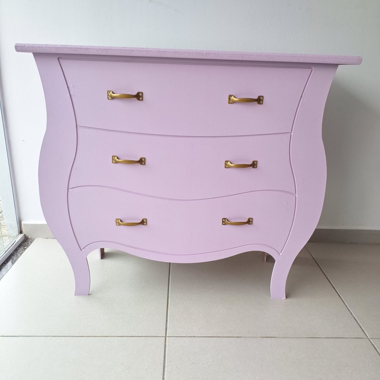 Cômoda Bombe Fake Lilás - Artebelle Comemorações