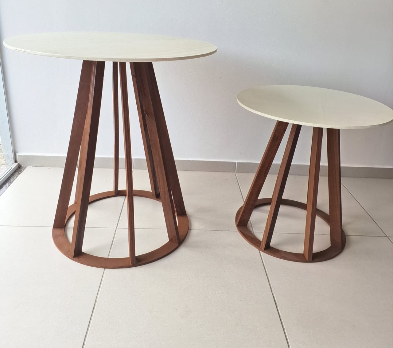 Mesa Ripada Redonda - Artebelle Comemorações