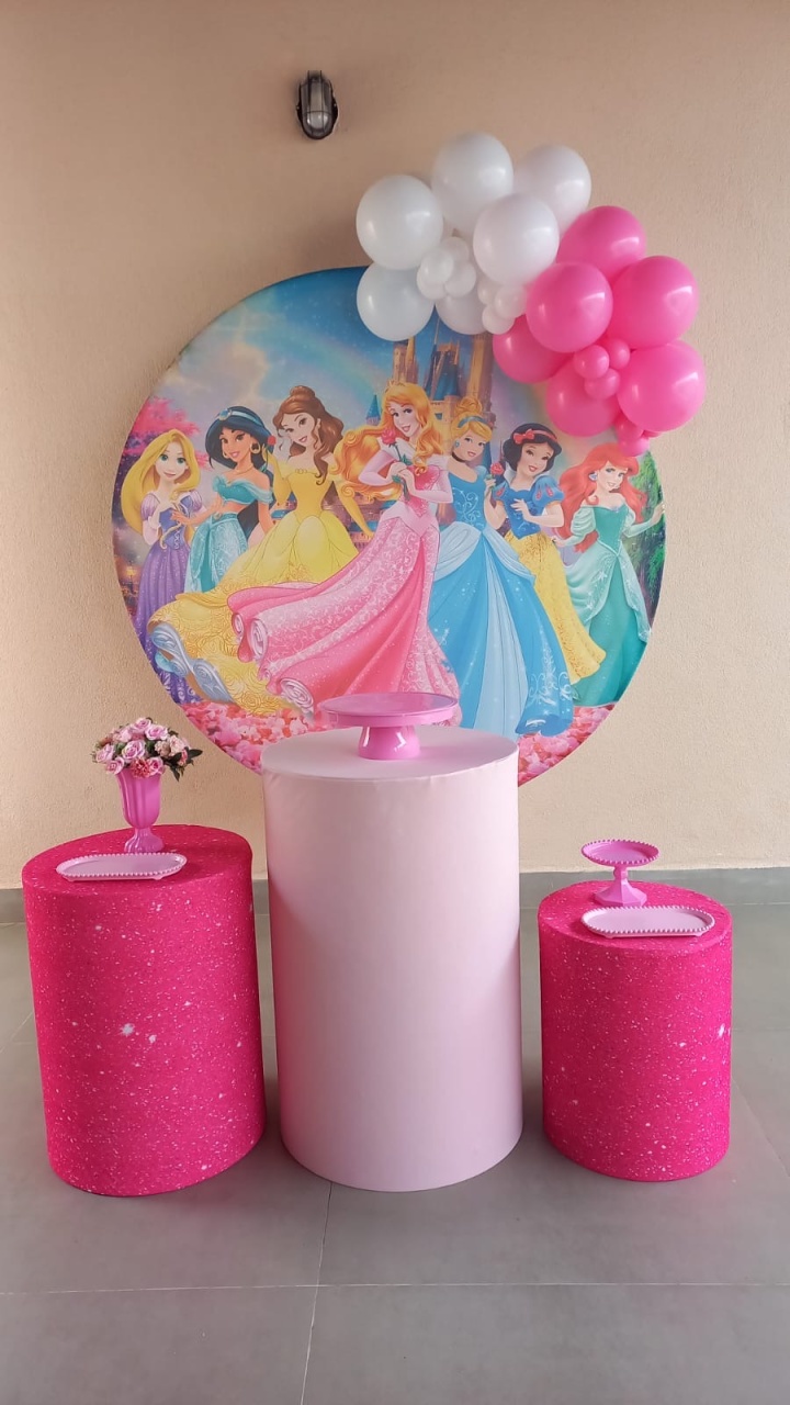 Kit Econômico Princesas Com Balões P - Maria Luiza Cardoso Barbosa