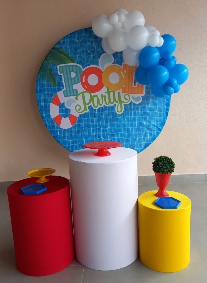 Kit Econômico Pool Party Com Balões P - Maria Luiza Cardoso Barbosa