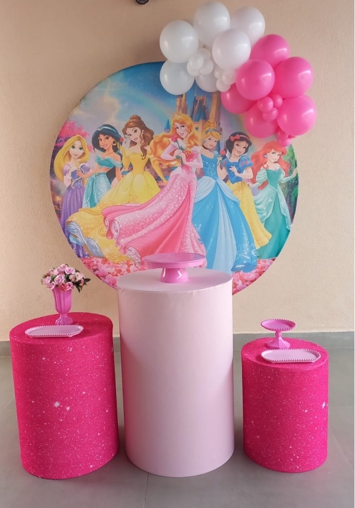 Kit Econômico Princesas Com Balões P - Maria Luiza Cardoso Barbosa
