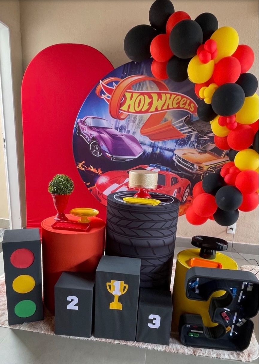 Kit Hot Wheels Com Balões - Maria Luiza Cardoso Barbosa