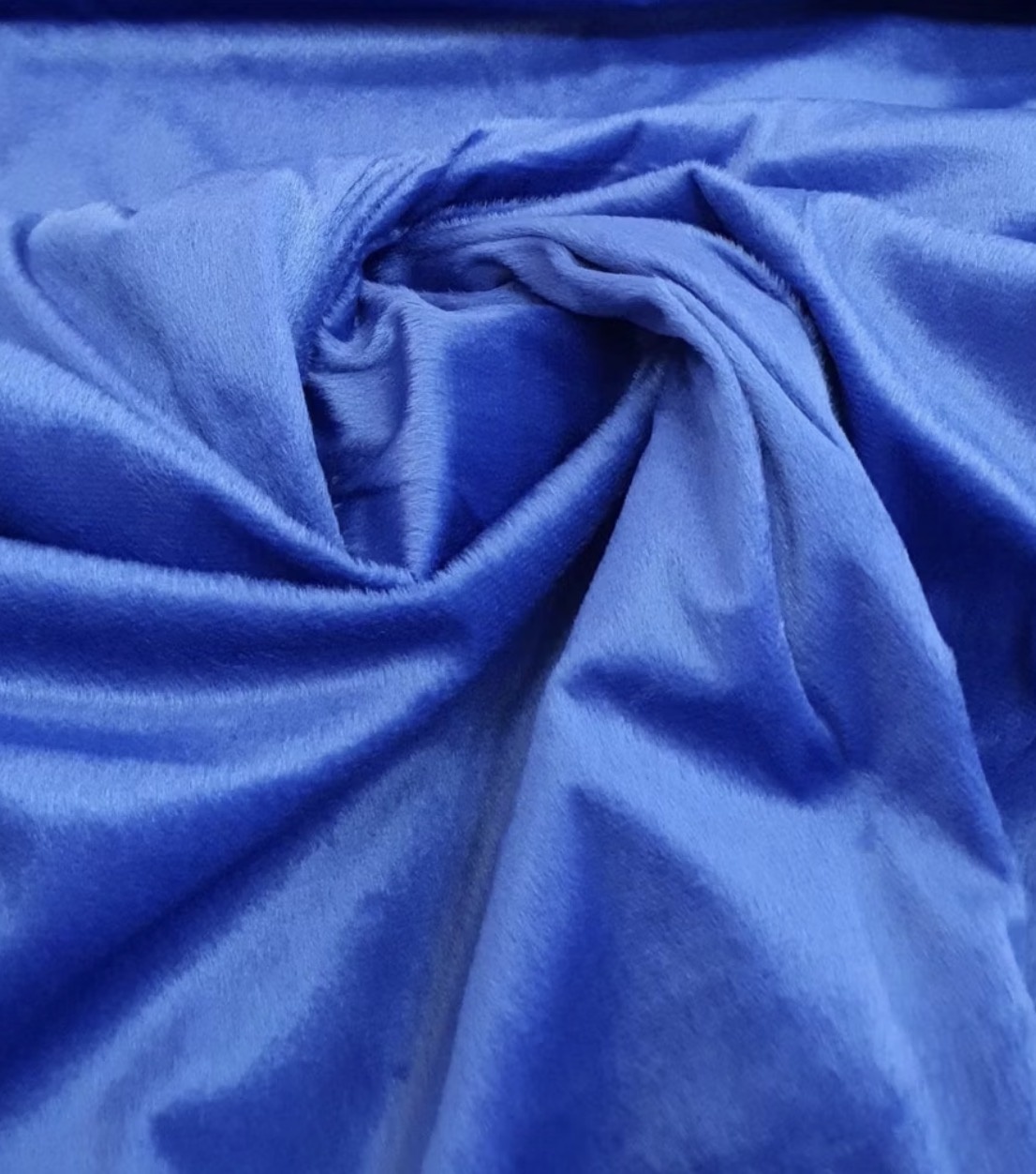 Tapete Pelúcia Azul Bic - Maria Luiza Cardoso Barbosa