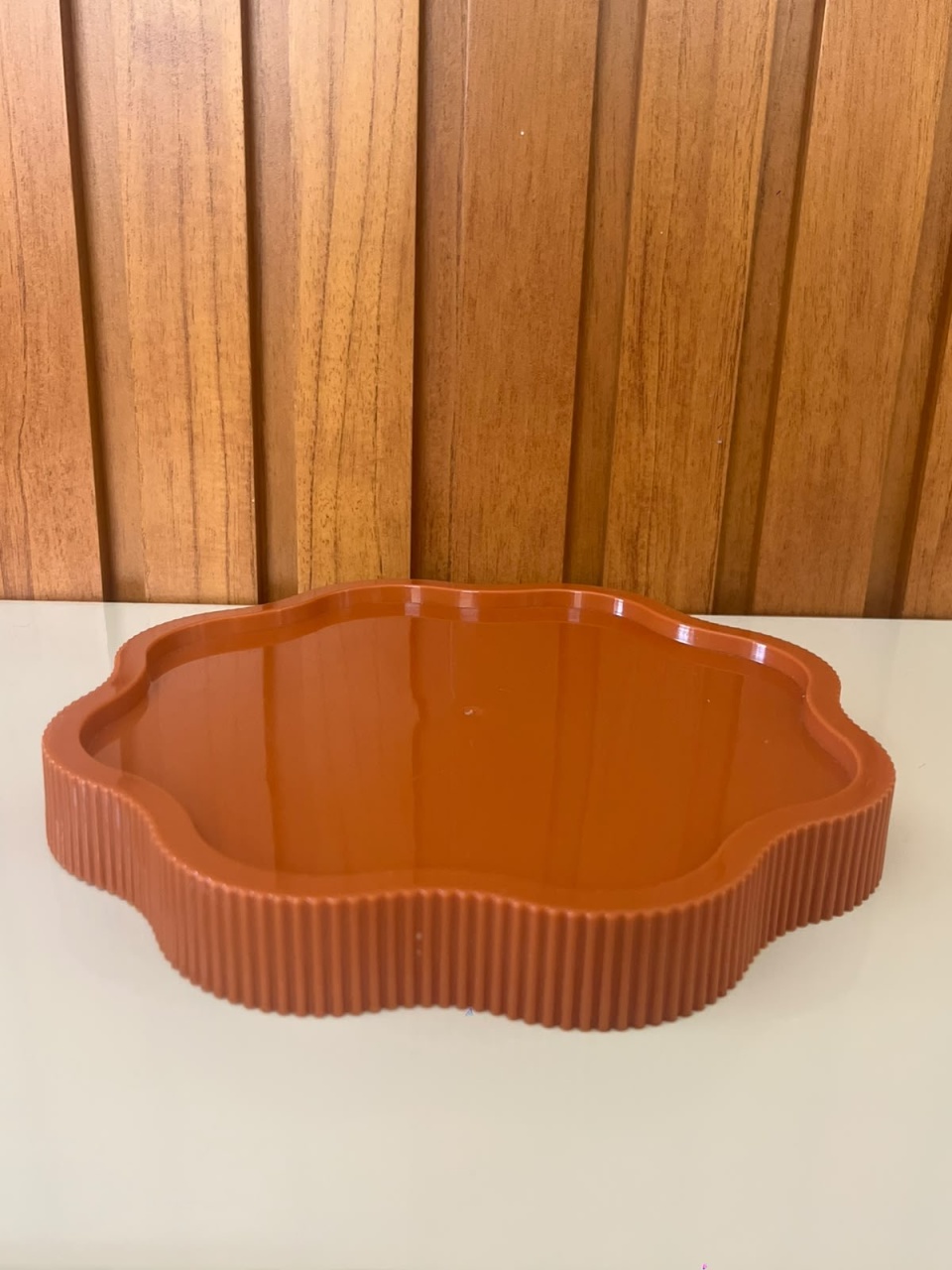 Bandeja Baixa Terracota - Maria Luiza Cardoso Barbosa