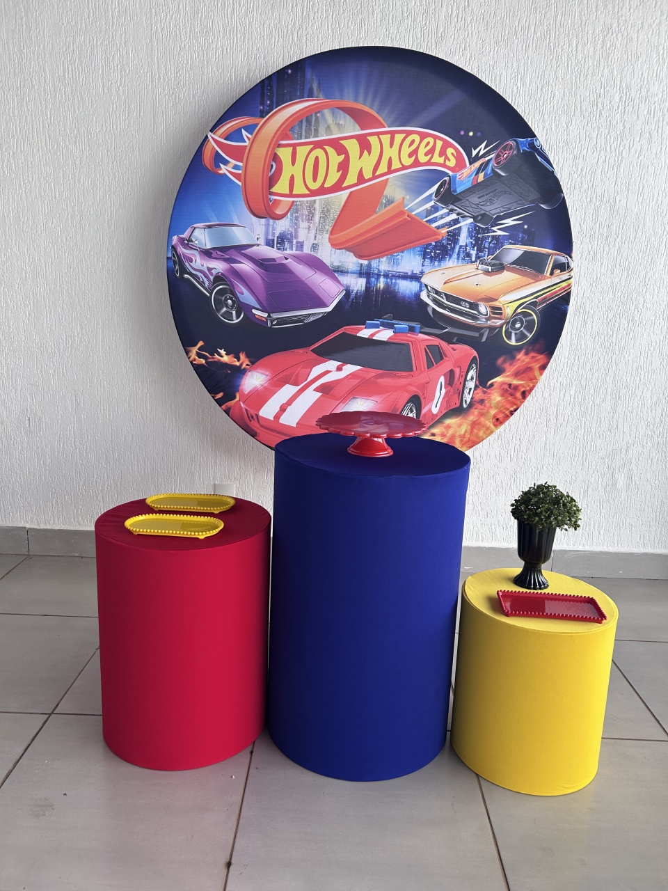 Kit Econômico Hot Wheels - Maria Luiza Cardoso Barbosa