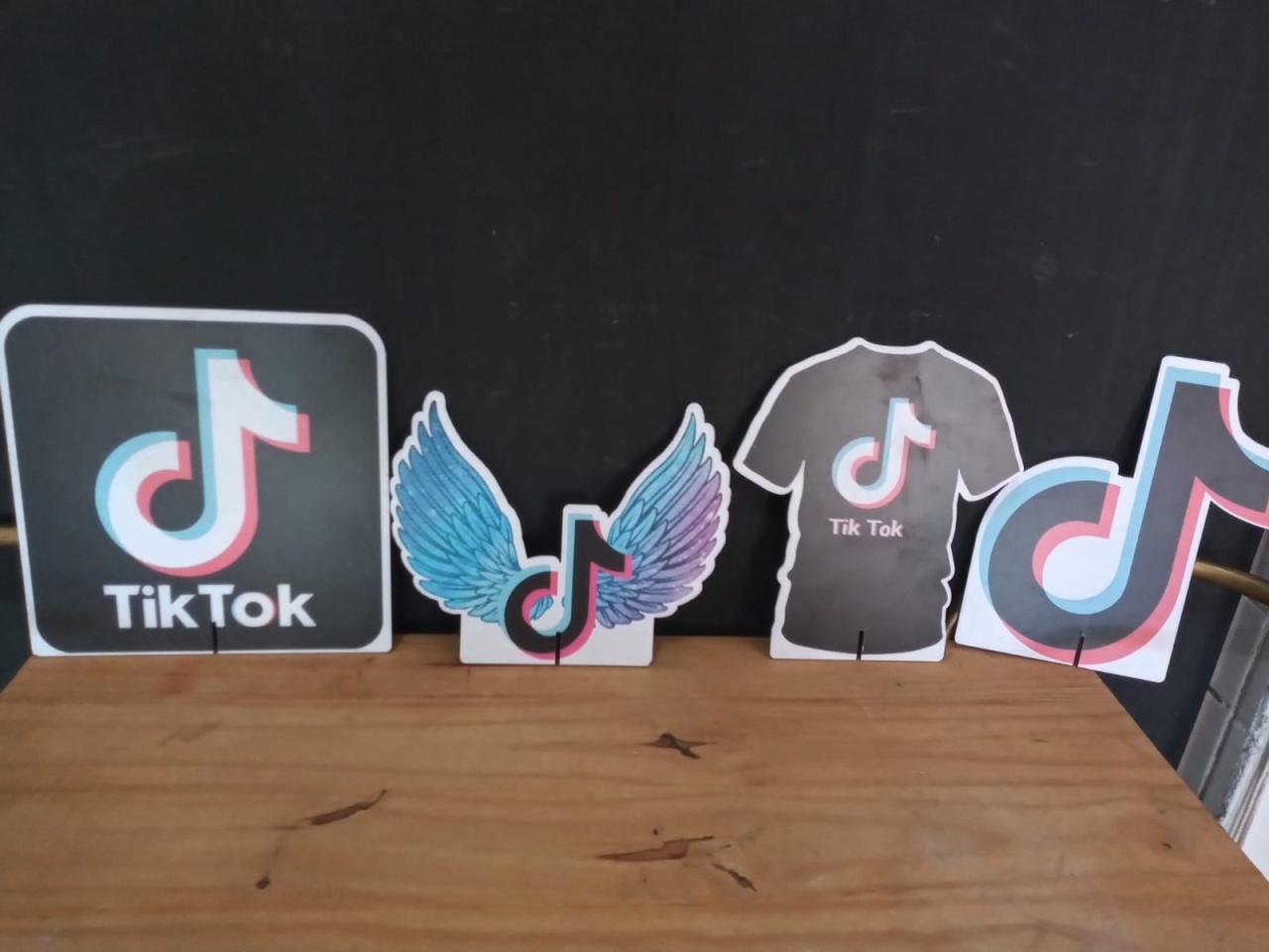 Kit de Mdfs Tik Tok  - Michelle Almeida Festas 