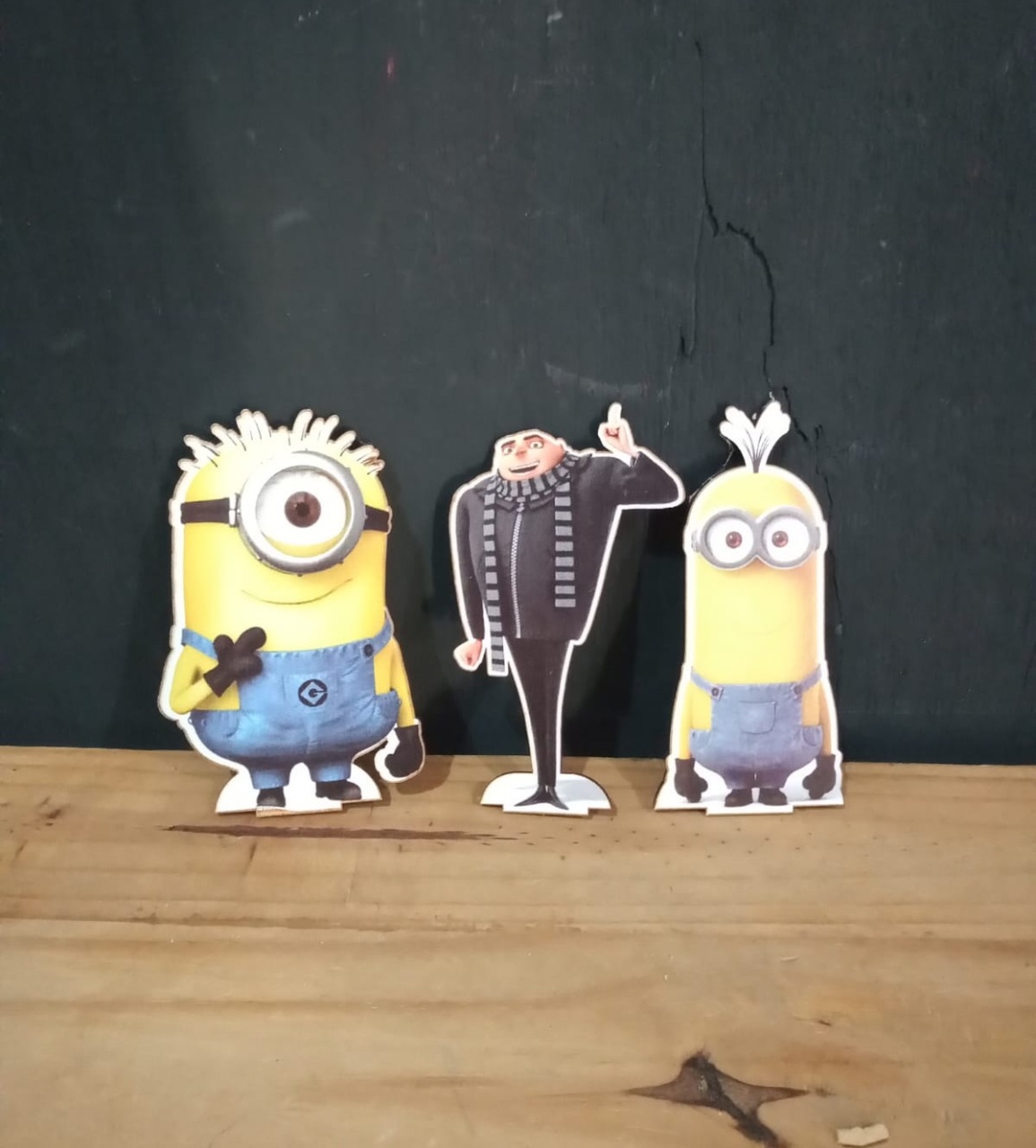 Kit de Mdfs Minions  - Michelle Almeida Festas 