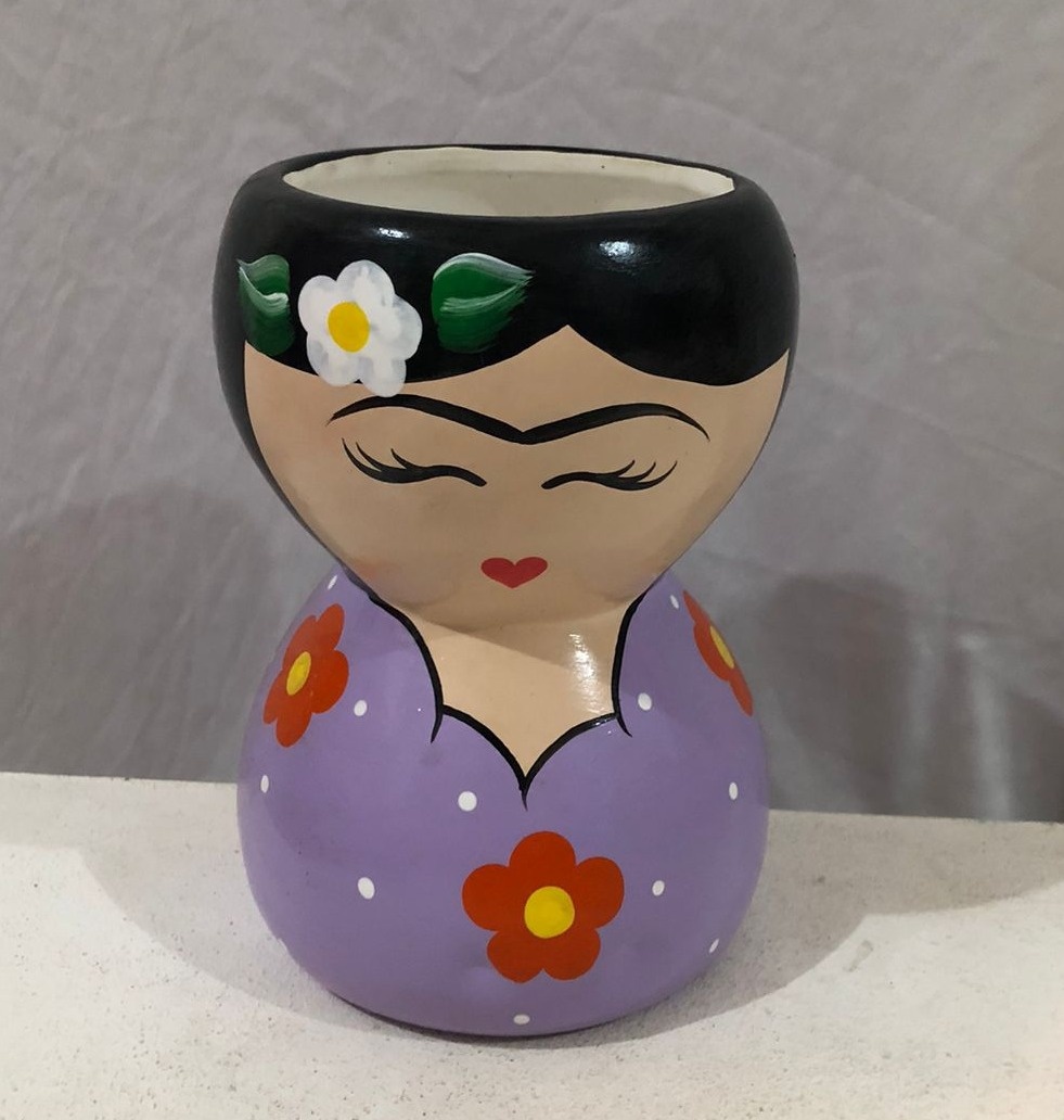Acessório Frida Roxa Cerâmica  - Michelle Almeida Festas 
