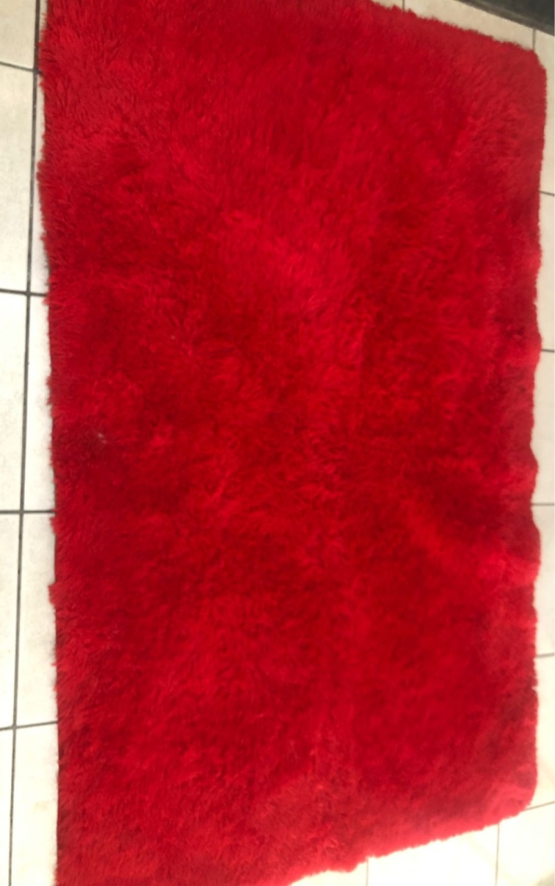 Tapete Felpudo Vermelho - Michelle Almeida Festas 
