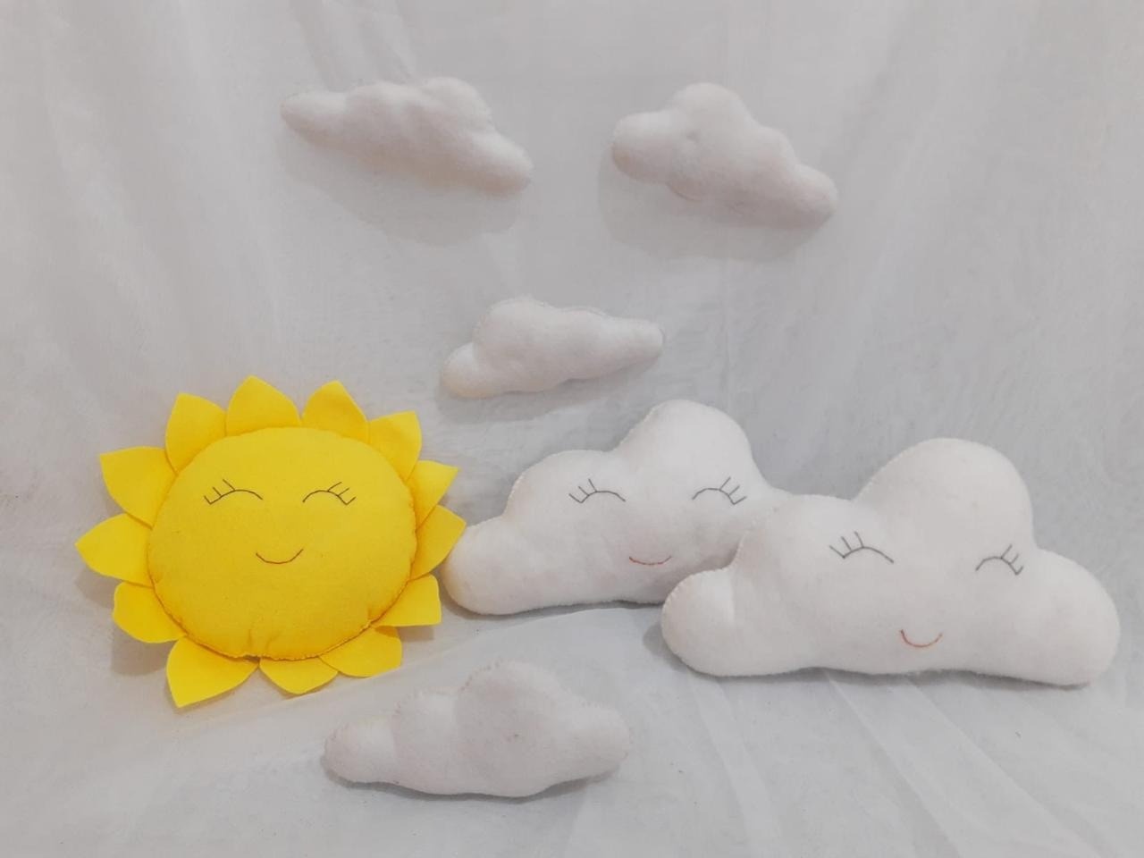 Kit de Pelúcias Sol E Nuvens  - Michelle Almeida Festas 