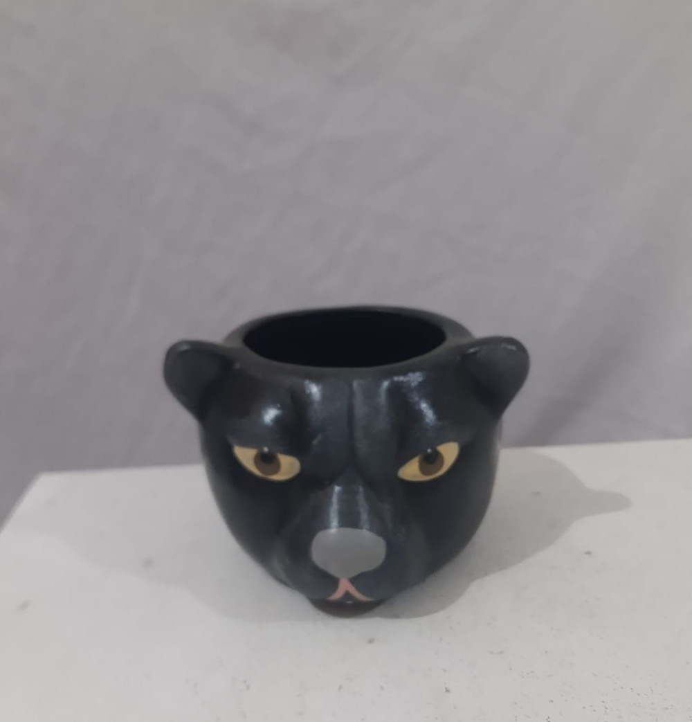 Acessório Pantera Negra Cerâmica. - Michelle Almeida Festas 