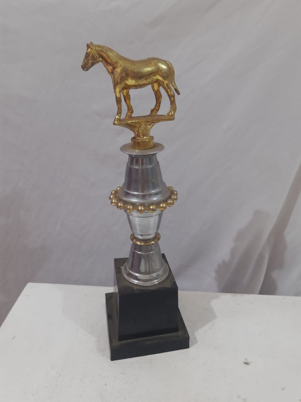 Acessório Troféu Hipismo  - Michelle Almeida Festas 