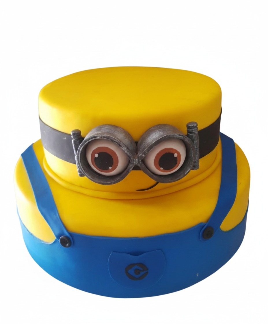 Bolo Fake Minions  - Michelle Almeida Festas 