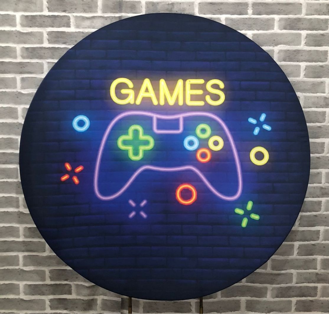 Painel Redondo Games  - Michelle Almeida Festas 