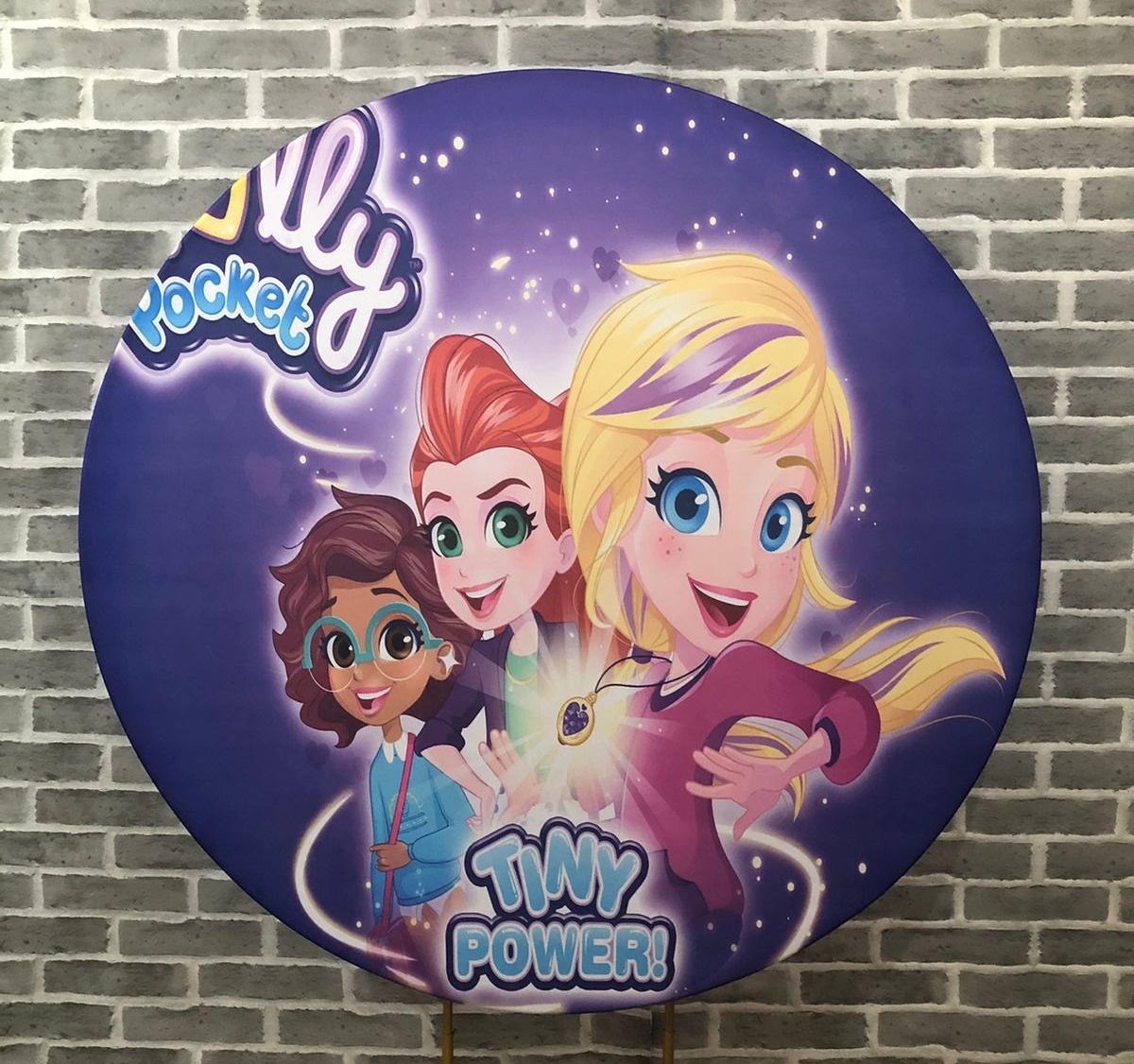 Painel Redondo Polly Pocket Tecido - Michelle Almeida Festas 