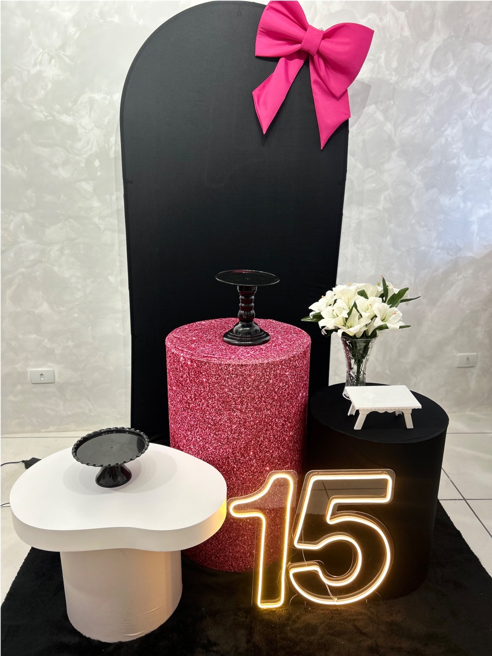 Kit Preto E Pink 15 Anos (Cópia 1) - Sonho de Festa
