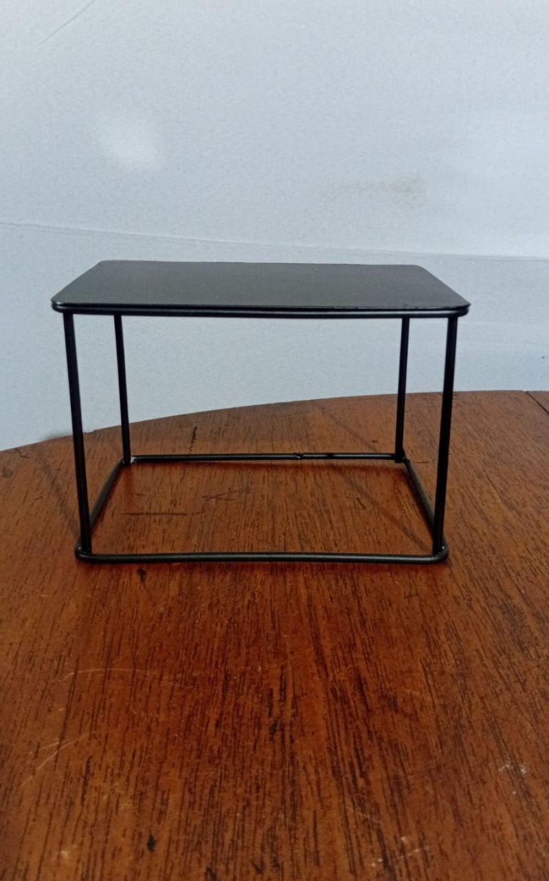 Peça Doce Aramado Ret. Pr M 15X10X10Cm - Beck Decorações