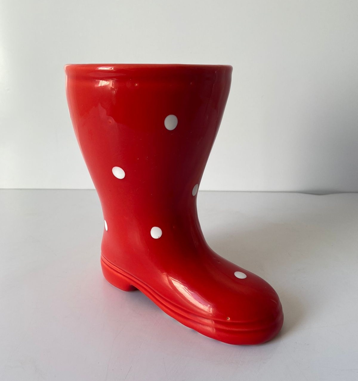 Bota Vermelha C/ Bolas Brancas M 13X20,5Cm - Beck Decorações