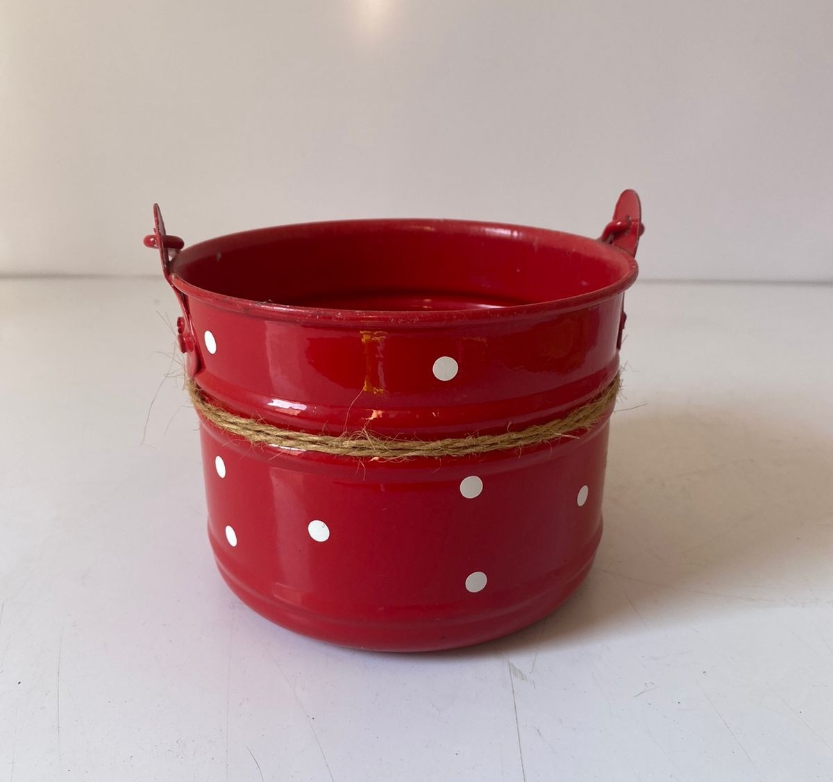 Vaso Lata Bolinhas Vermelho 15X10Cm - Beck Decorações