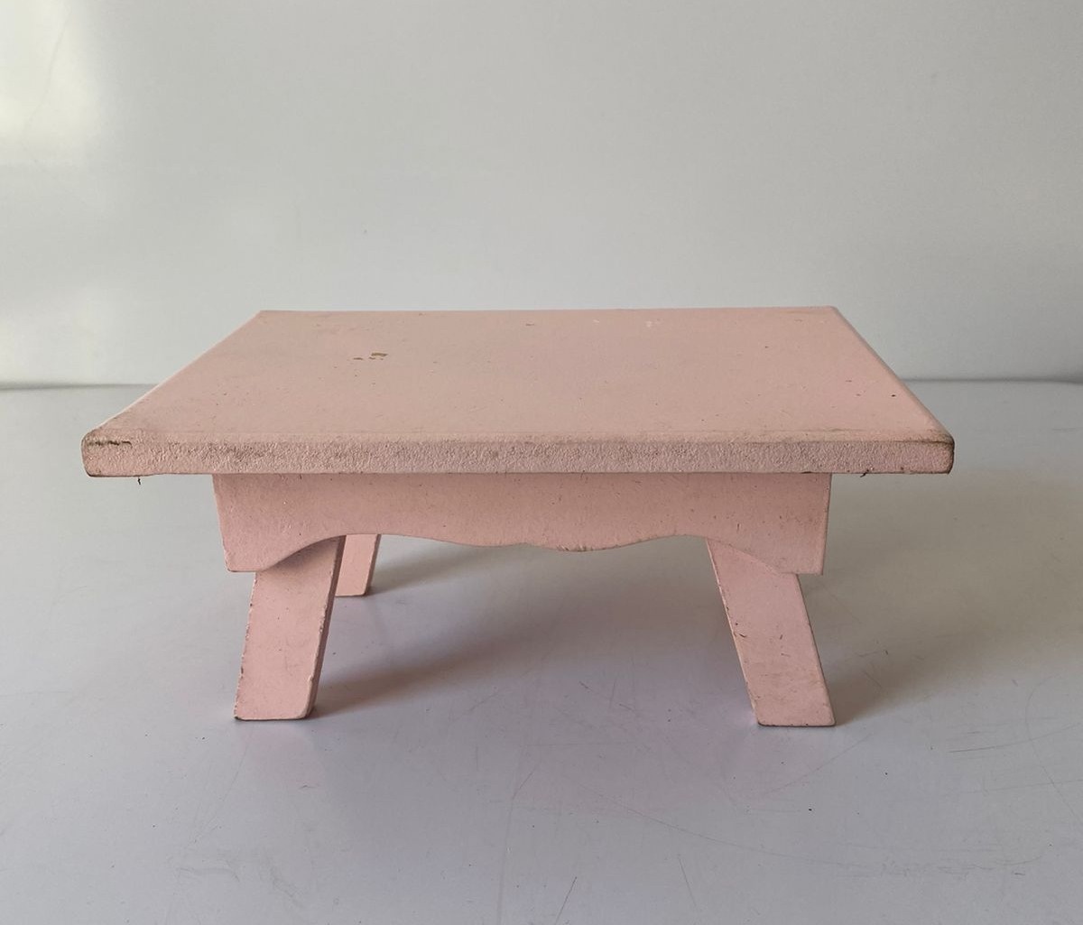 Banquinho de Madeira Alto P Rc 20X15X9Cm - Beck Decorações