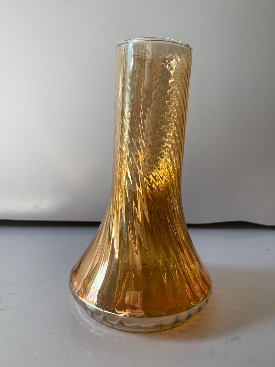 Vaso Cr A Torcido 6X19Cm - Beck Decorações
