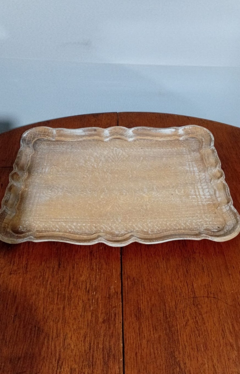 Bandeja Bordada Ret.  39,5X29Cm - Beck Decorações
