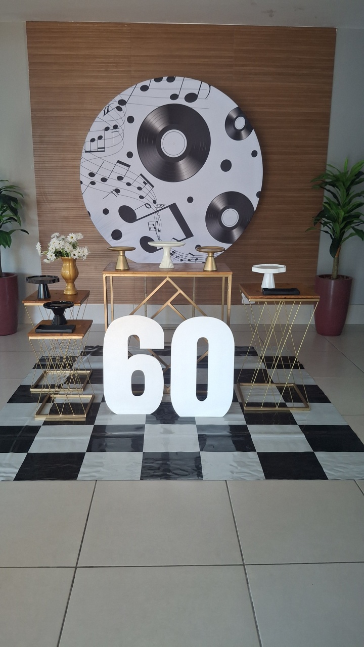 Anos 60 - @nossoquintalfesta 