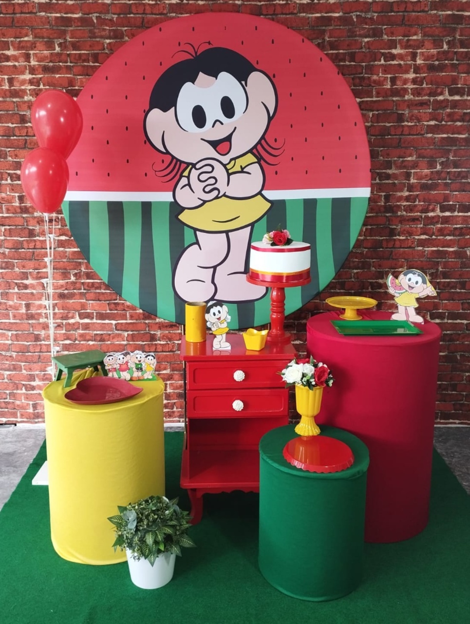 Alugar Tema Para Decoração de Festa Magali (Modelo 2) - Majas Pegue e Monte