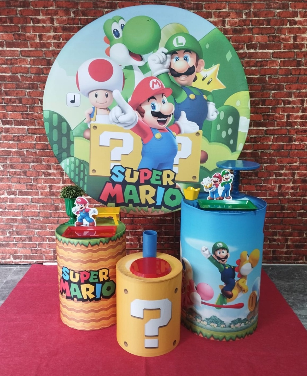 Alugar Tema Para Decoração de Festa Mario Bros (Modelo 1) - Majas Pegue e Monte