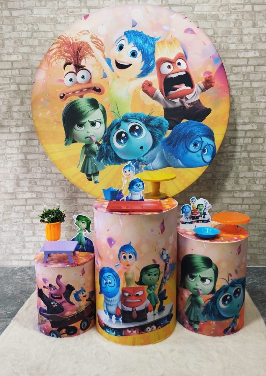 Alugue Tema Para Decoração de Festa  Divertiddamente 2 (Modelo 1) - Majas Pegue e Monte