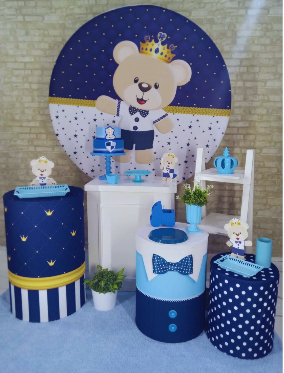 Alugar Tema Para Decoração de Festa Urso Realeza  (Modelo 3) - Majas Pegue e Monte