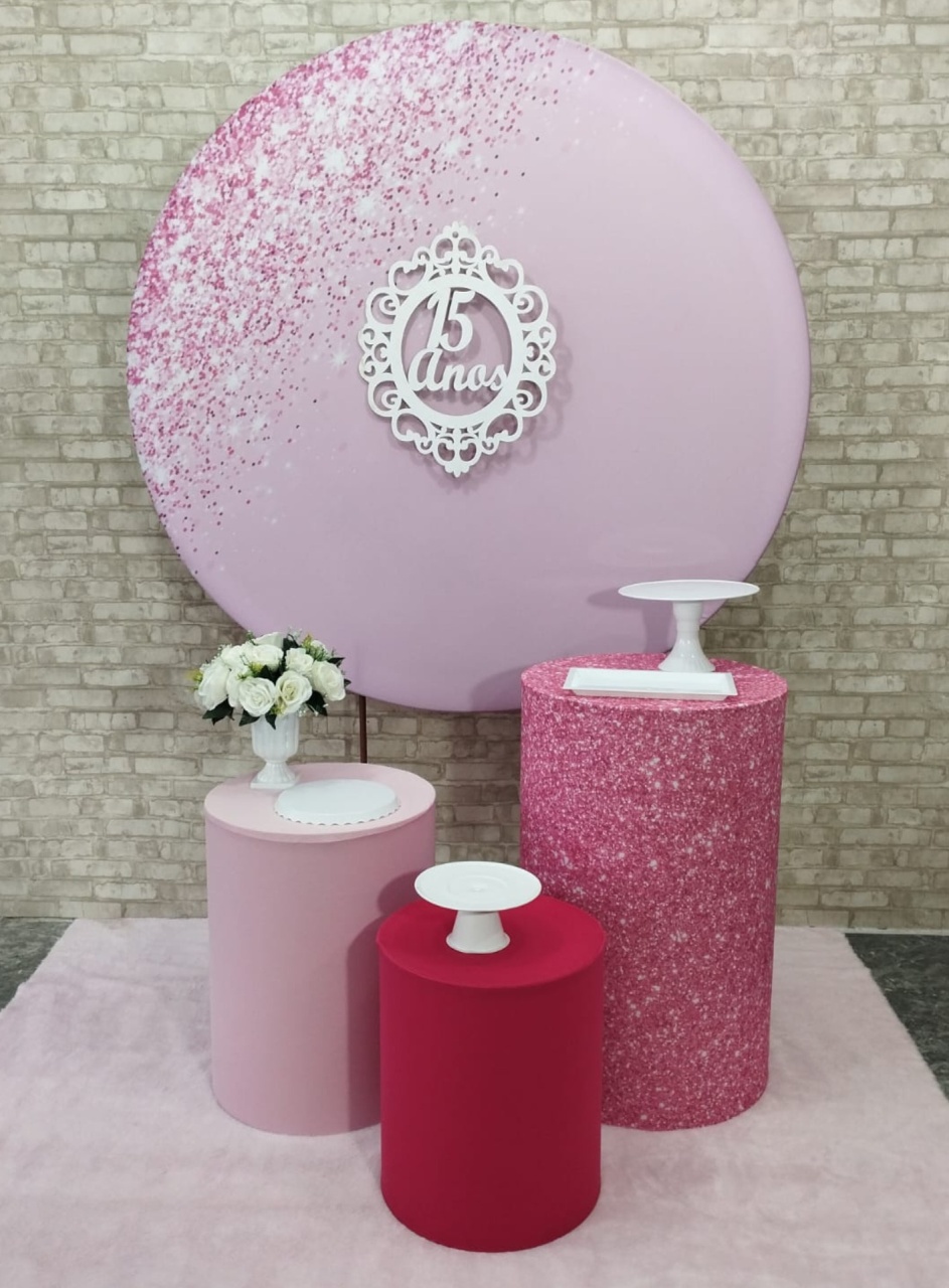 Alugar Tema Para Decoração de Festa 15 Anos Rosa (Modelo 6) - Majas Pegue e Monte