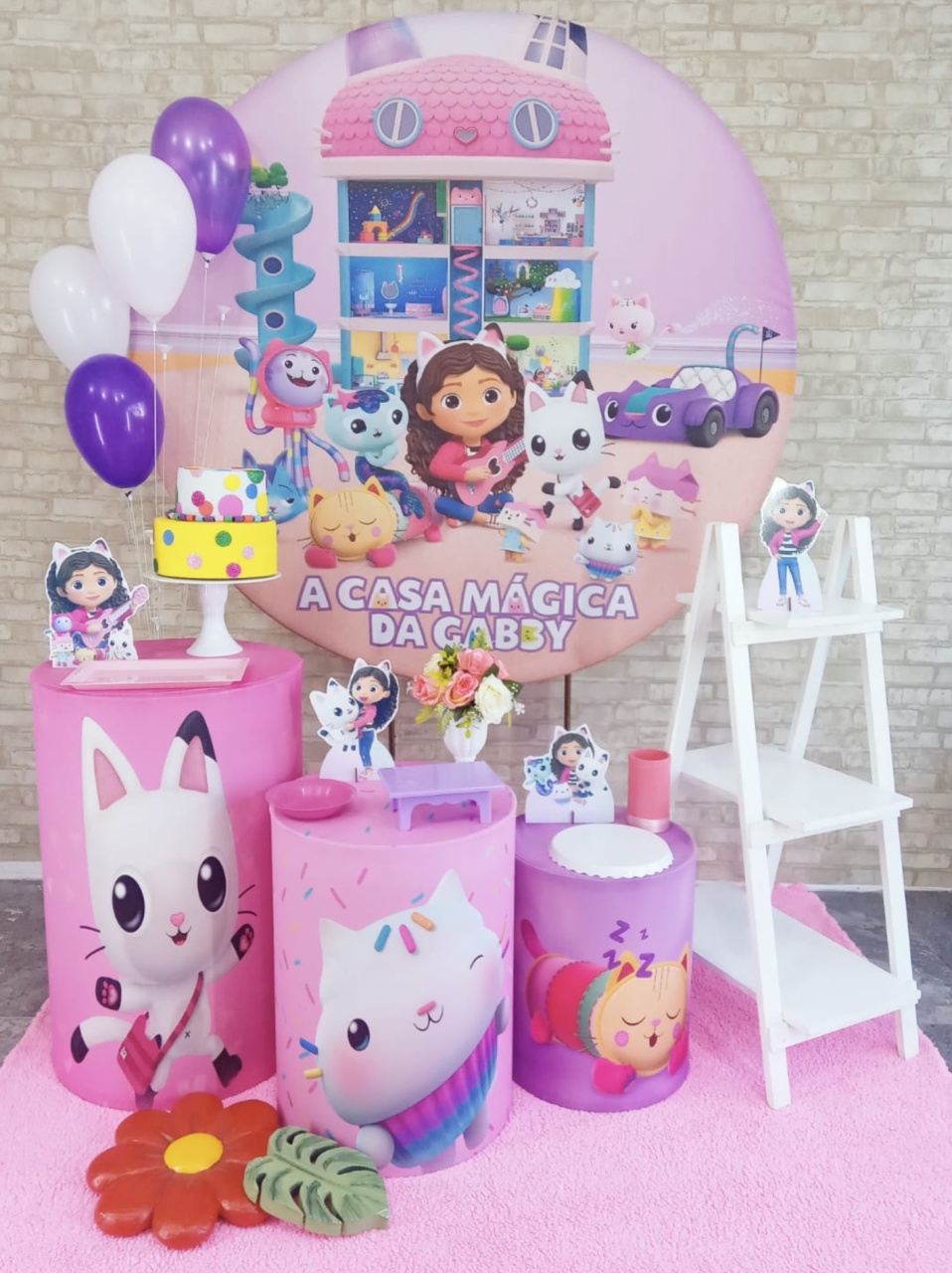Alugar Tema Para Decoração de Festa Casa Mágica da Gabby (Modelo 2) - Majas Pegue e Monte