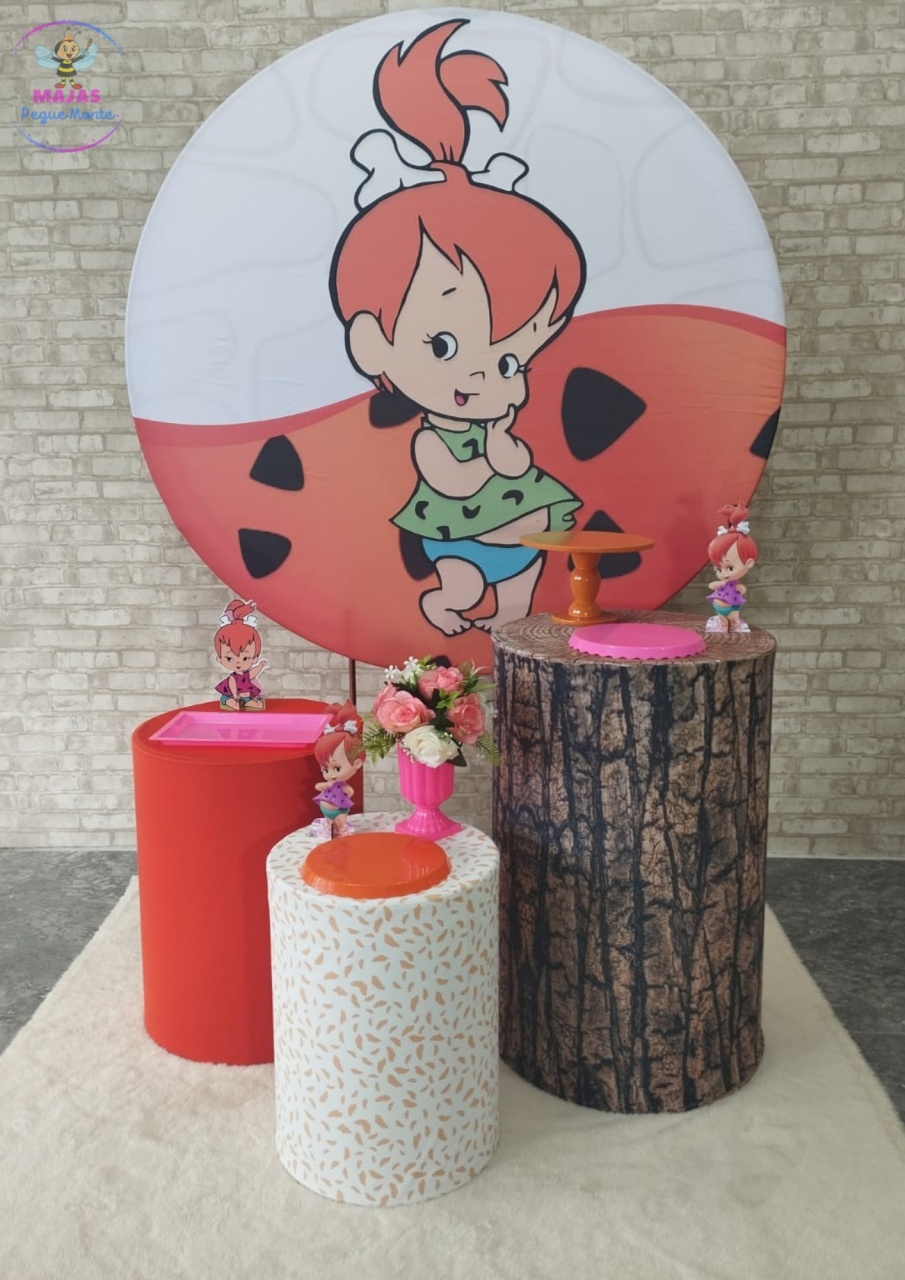 Alugar Tema Para Decoração de Festa Pedrita (Modelo 1) - Majas Pegue e Monte