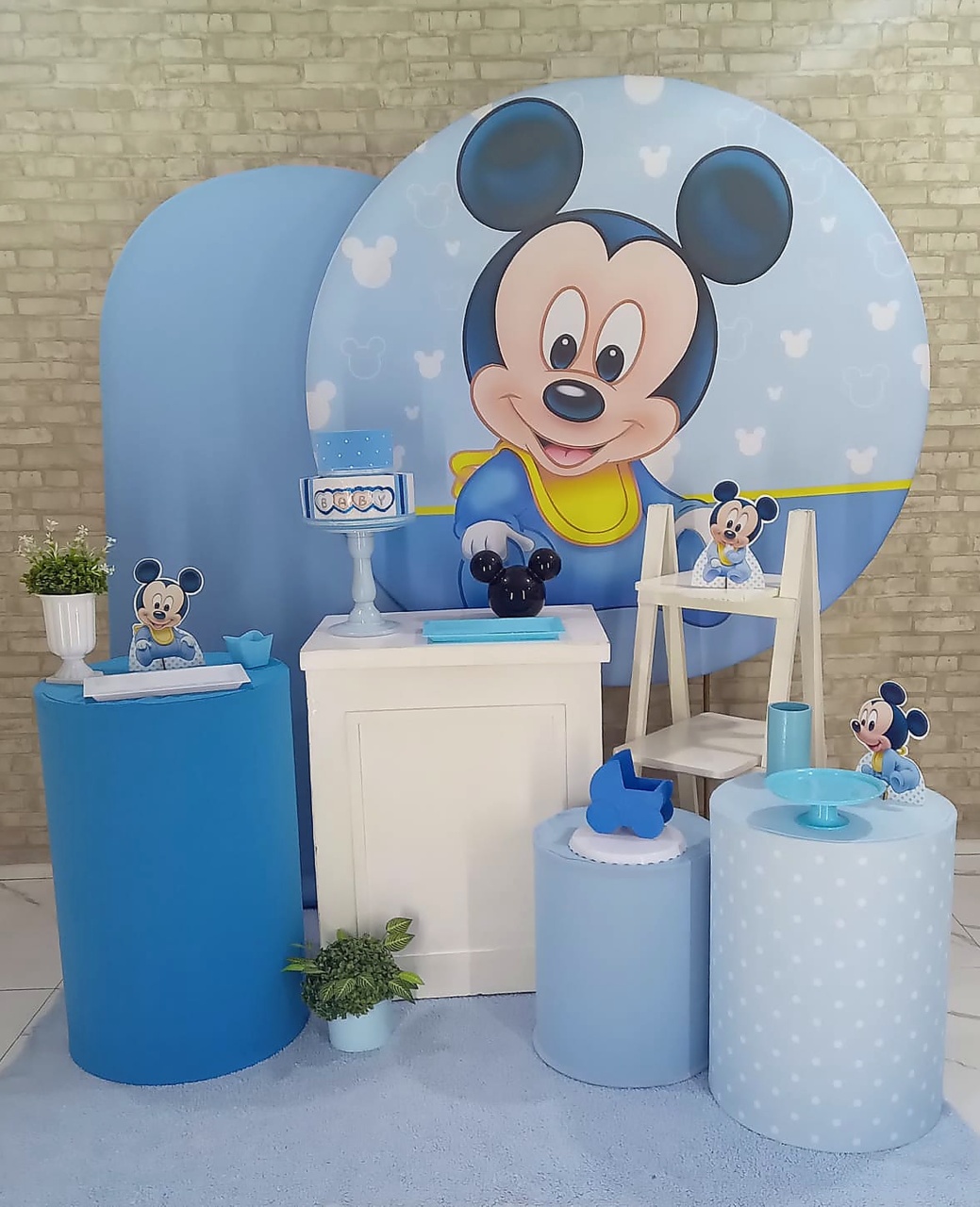 Alugar Tema Para Decoração de Festa Mickey Baby  (Modelo 3) - Majas Pegue e Monte