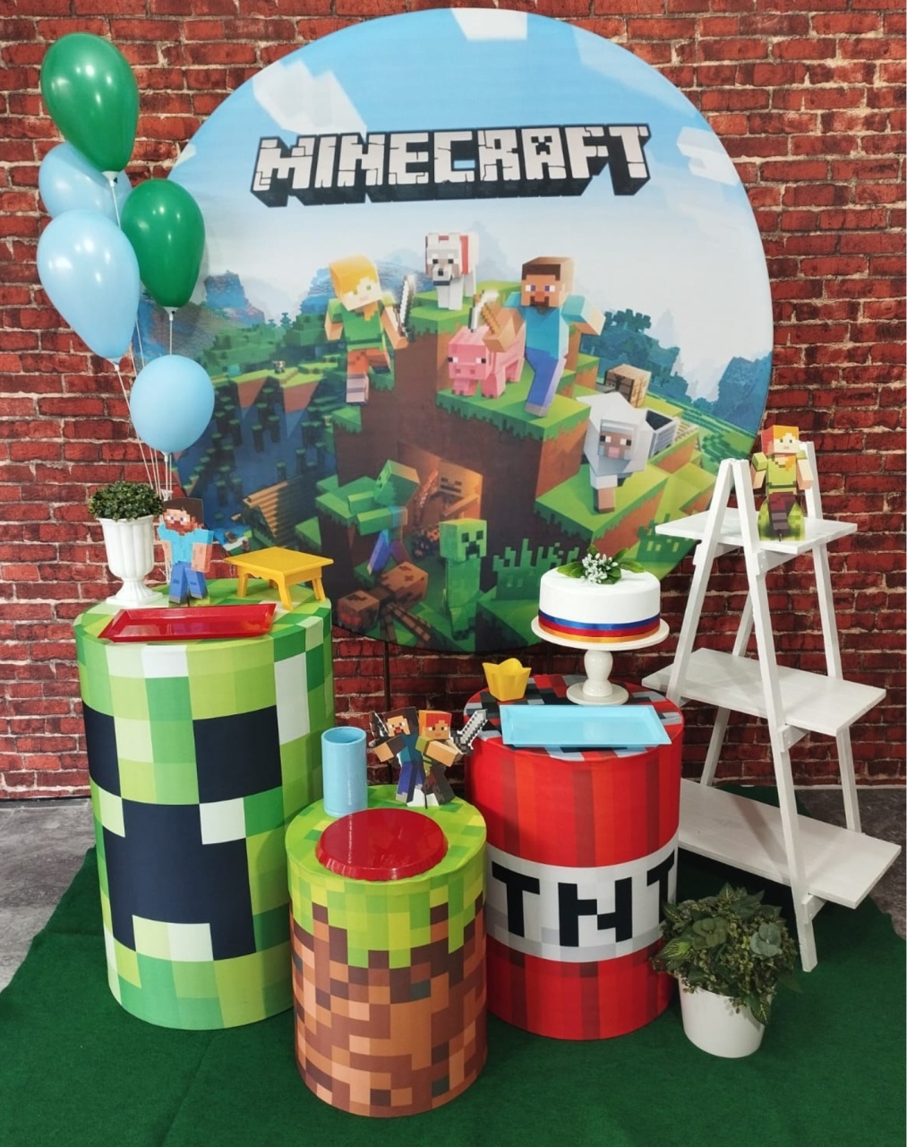 Aluguel de Tema Para Decoração de Festa Minecraft (Modelo 2) - Majas Pegue e Monte
