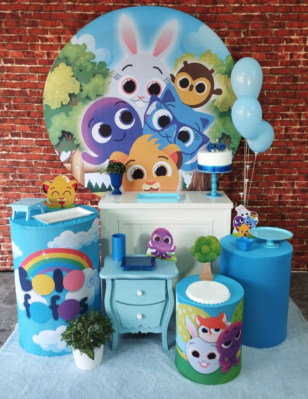 Alugar Tema Para Decoração de Festa Bolofofos (Modelo 3) - Majas Pegue e Monte