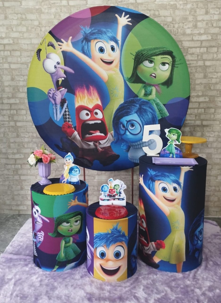 Alugar Tema Para Decoração de Festa Divertidament 1 (Modelo 1) - Majas Pegue e Monte