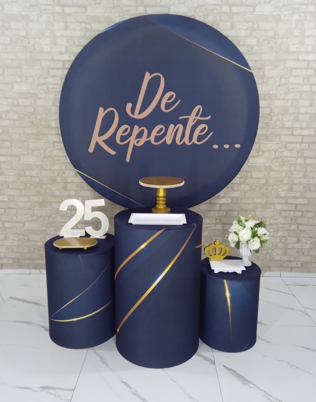 Alugar Tema Para Festa de Repente Azul Escuro (Modelo 1) - Majas Pegue e Monte