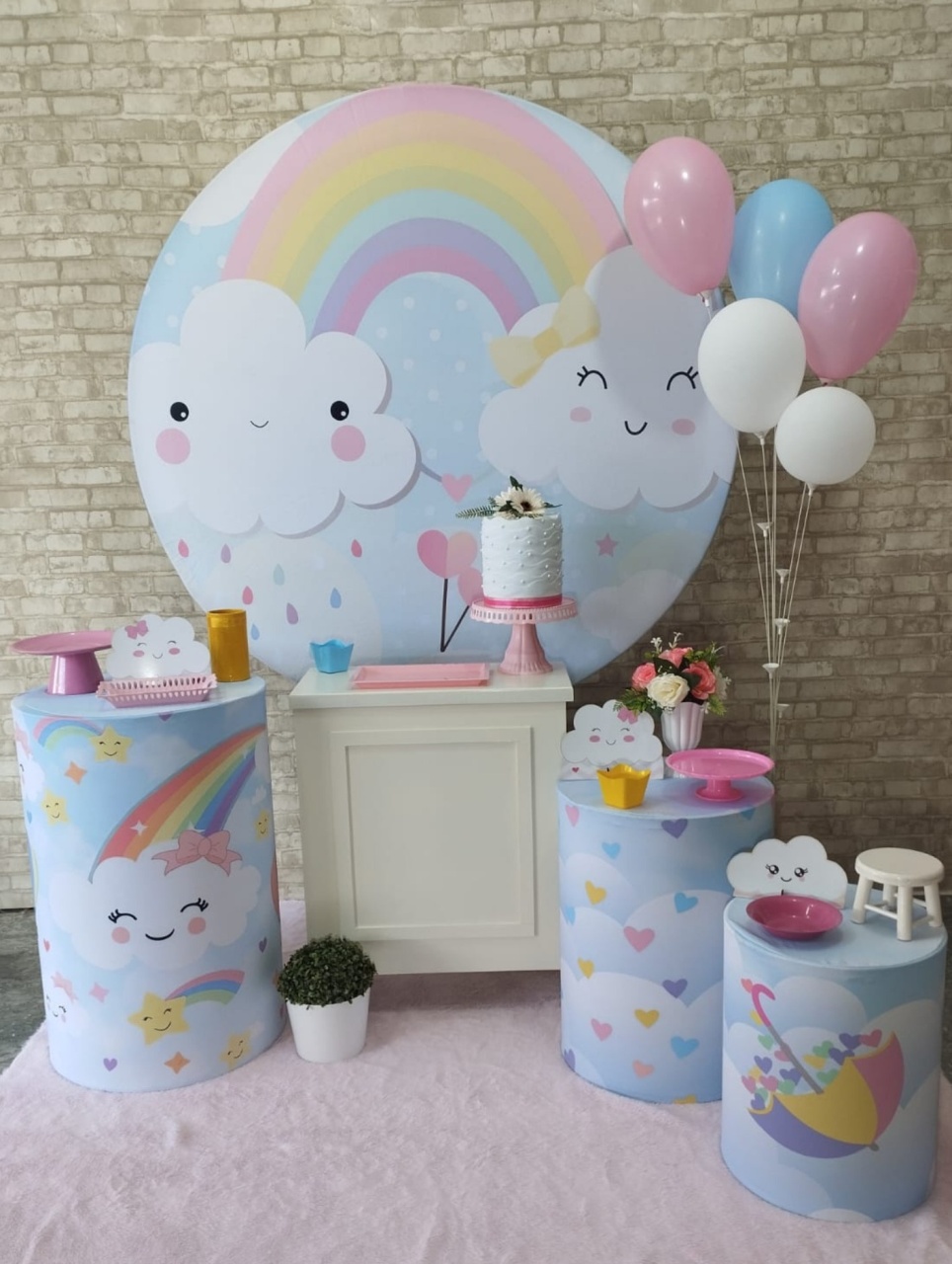 Alugar Tema Para Decoração de Festa Chuva de Amor Menina (Modelo 3) - Majas Pegue e Monte