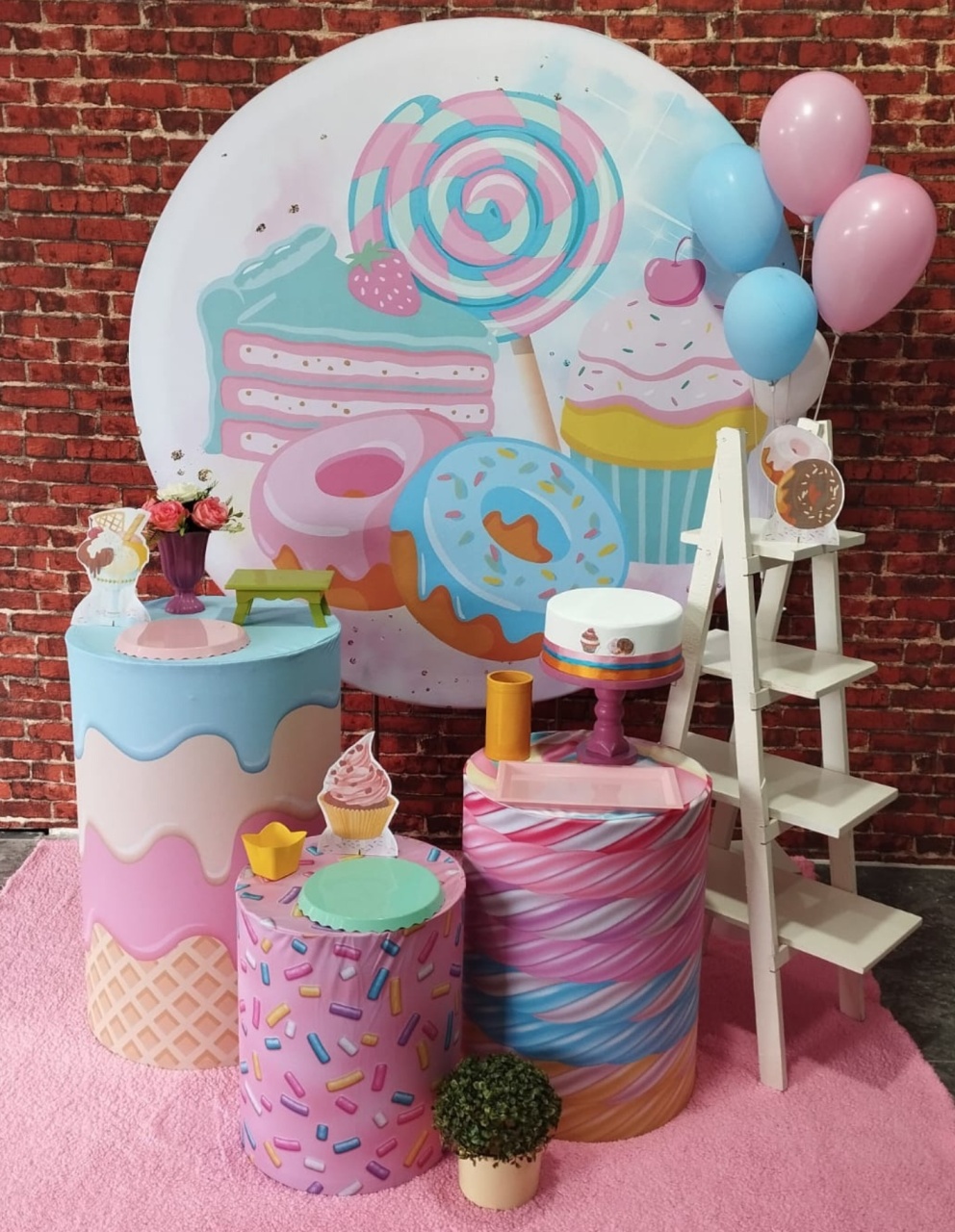 Alugar Tema Para Decoração de Festa Confeitaria Doces (Modelo 2) - Majas Pegue e Monte