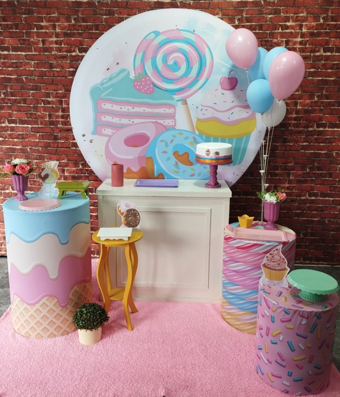 Alugar Tema Para Decoração de Festa Confeitaria Doces (Modelo 3) - Majas Pegue e Monte
