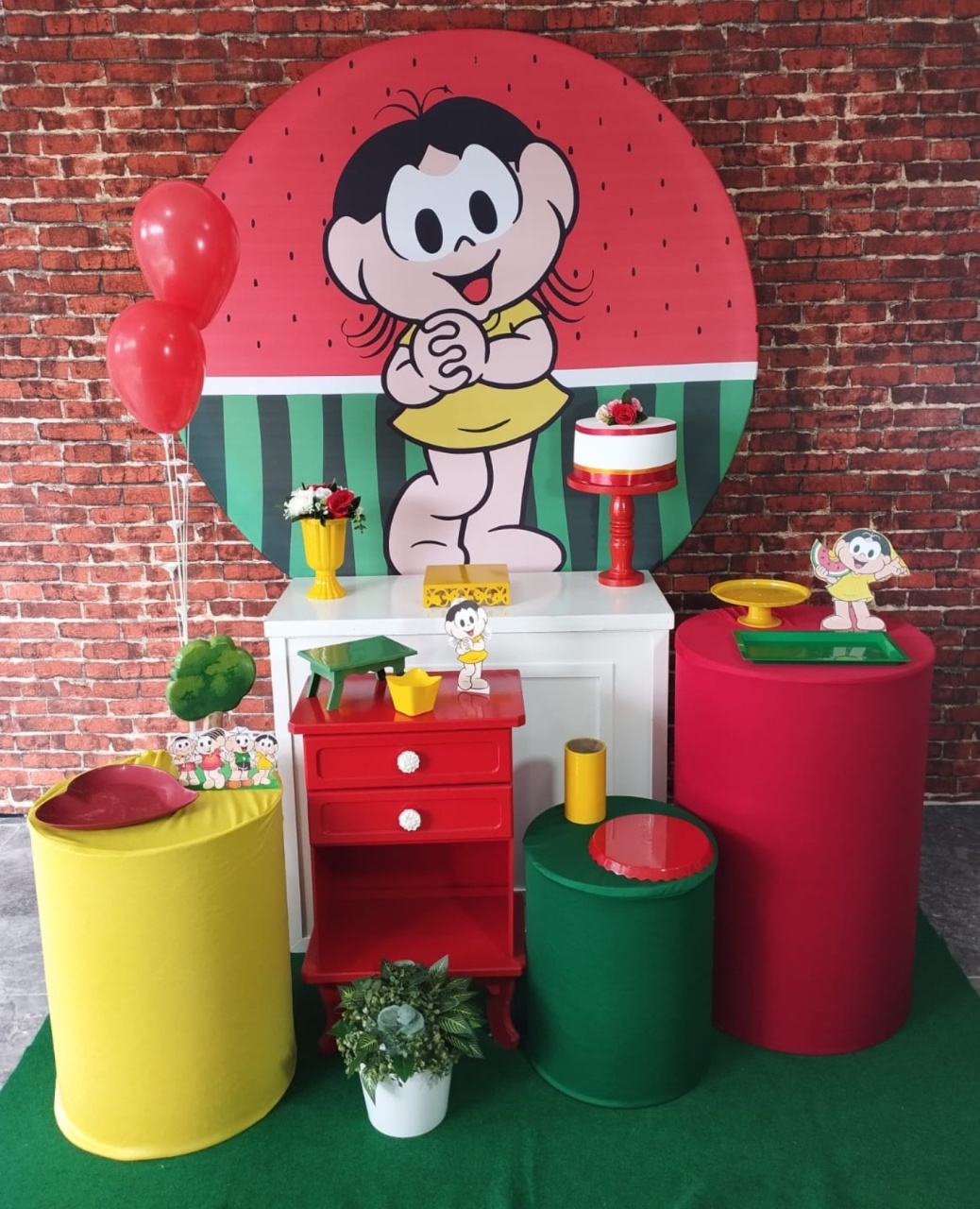 Alugar Tema Para Decoração de Festa Magali (Modelo 3) - Majas Pegue e Monte