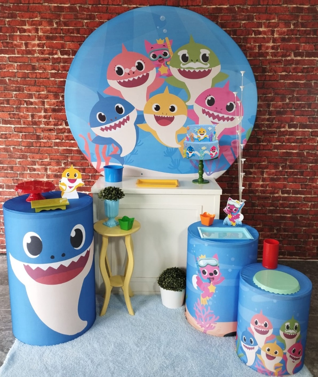 Alugar Tema Para Decoração de Festa Baby Shark(Modelo 3) - Majas Pegue e Monte