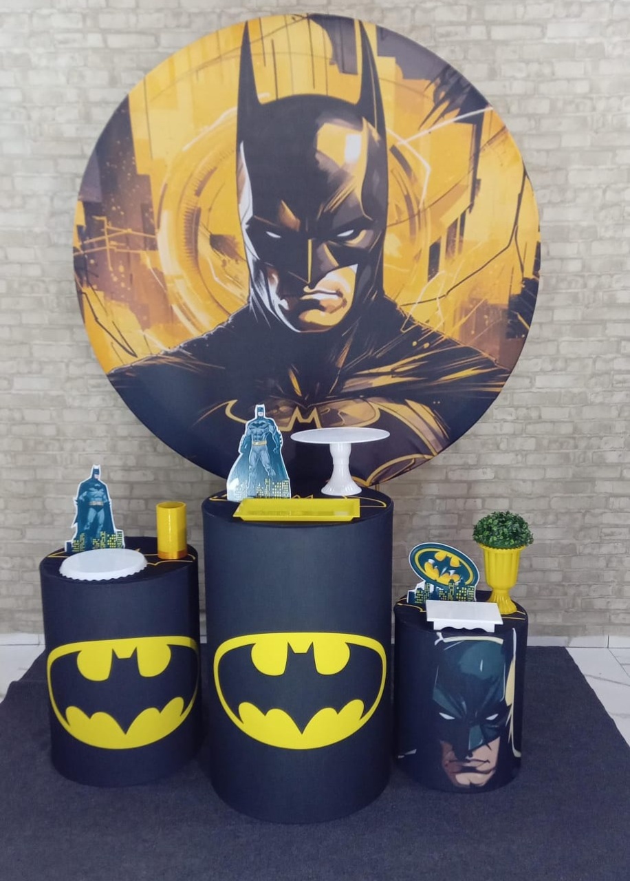 Alugue Tema Para Decoração de Festa Batman (Modelo 1) - Majas Pegue e Monte