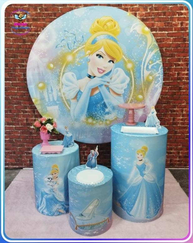 Alugar Tema Para Decoração de Festa Cinderela (Modelo 1) - Majas Pegue e Monte