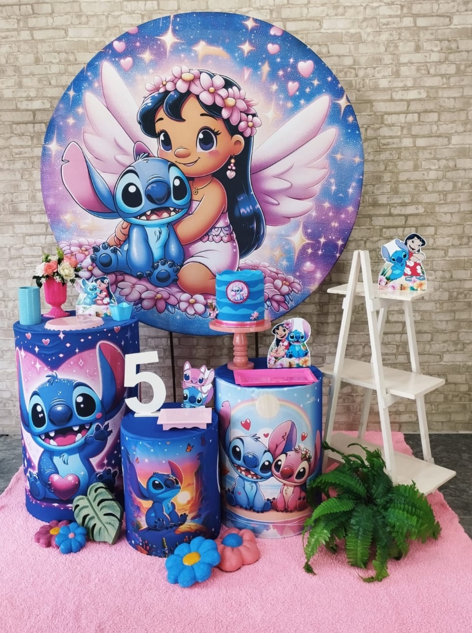 Alugar Tema Para Decoração de Festa Stitch E Lilo (Modelo 2) - Majas Pegue e Monte