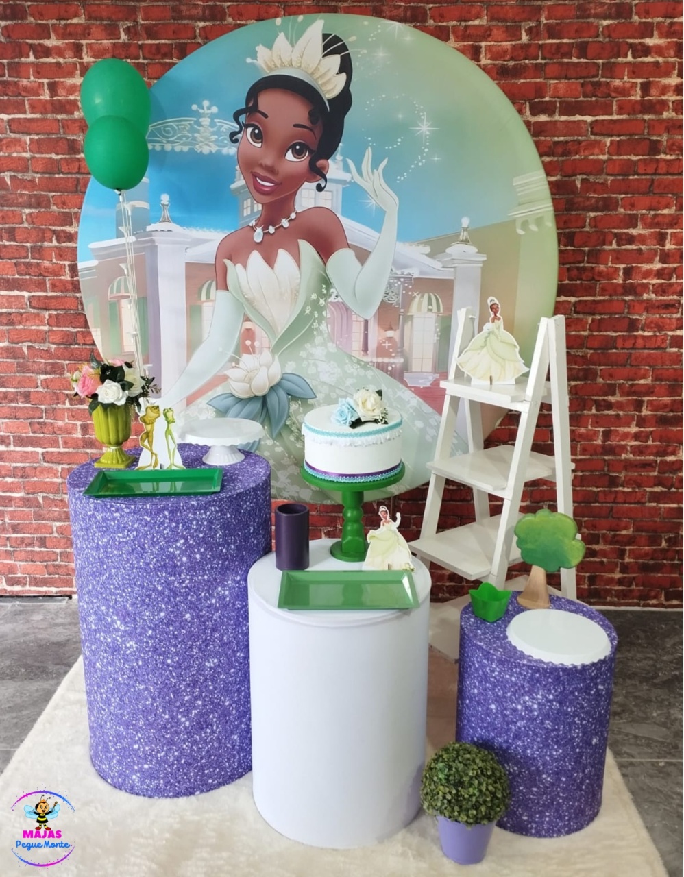 Alugar Tema Para Decoração de Festa Princesa Tiana (Modelo 2) - Majas Pegue e Monte