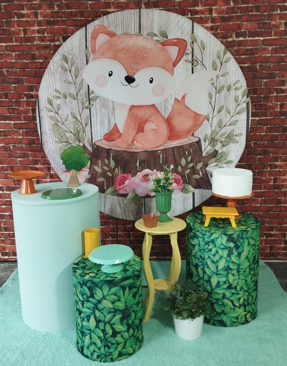 Alugar Tema Para Decoração de Festa Rapozinha (Modelo 2) - Majas Pegue e Monte