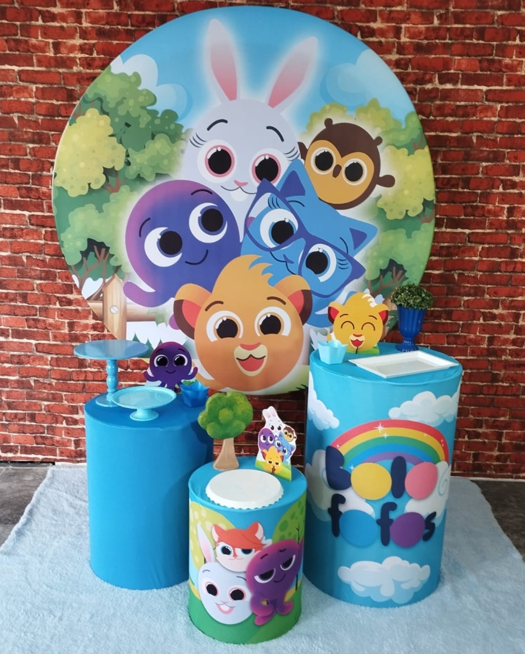 Alugar Tema Para Decoração de Festa Bolofofos (Modelo 1) - Majas Pegue e Monte